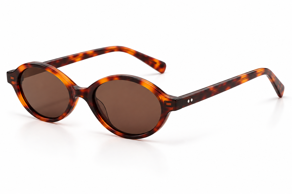 SET 05 — Plus One sunglasses in Tortoiseshell with brown lenses, three-quarter view