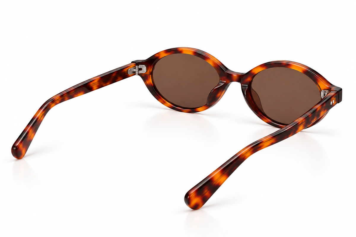 SET 05 — Plus One sunglasses in Tortoiseshell with brown lenses, back three-quarter view